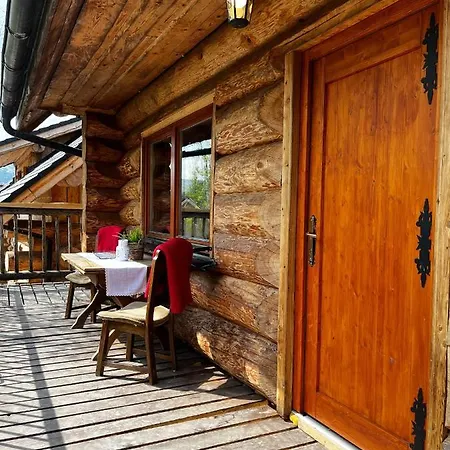 Medved, Vlk, Liska Zrubova Rozpravka Nad Rybnikom Kostolna Ves Exterior photo