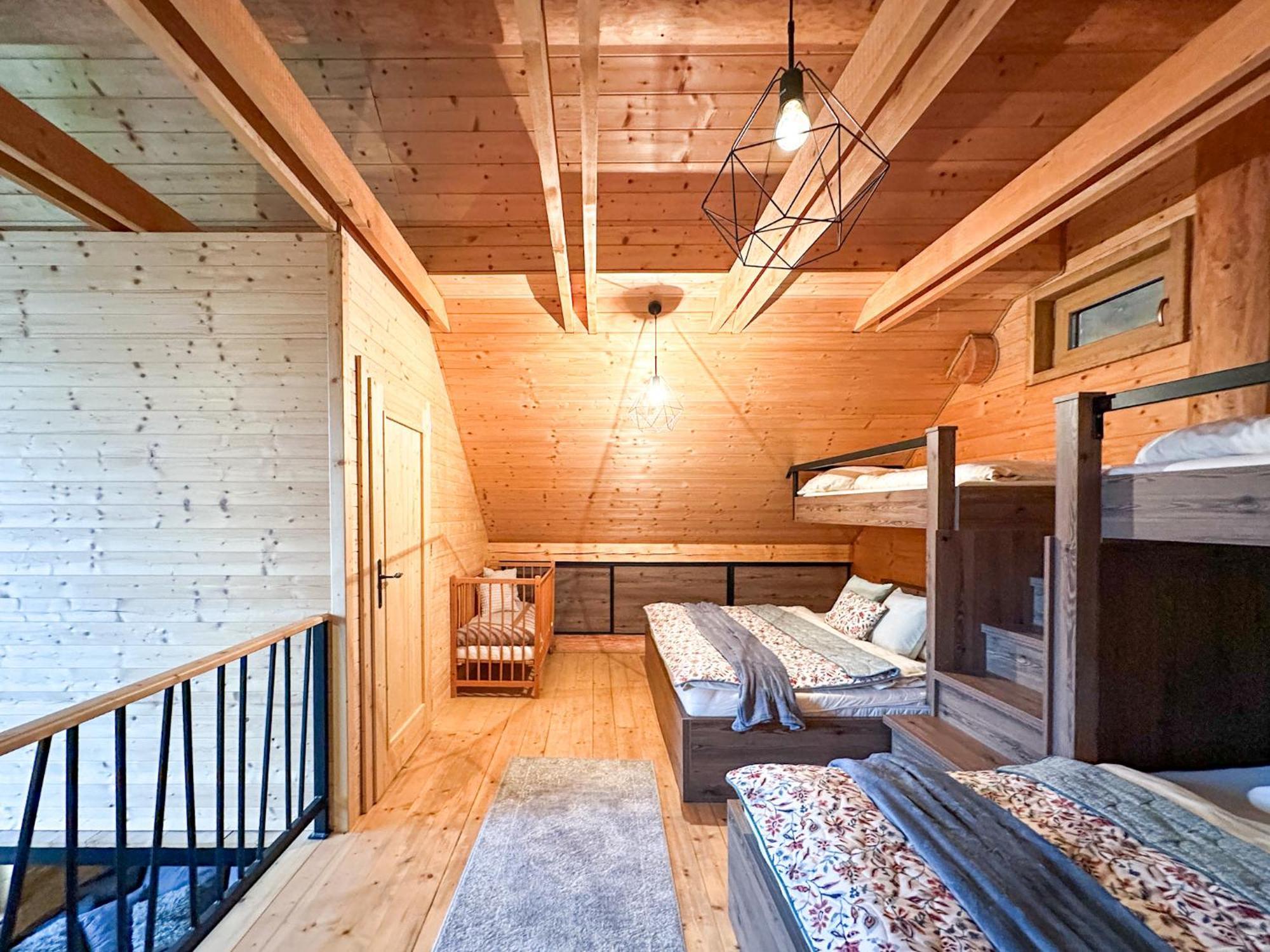 Chalet Medved, Vlk, Liska Zrubova Rozpravka Nad Rybnikom Kostolna Ves